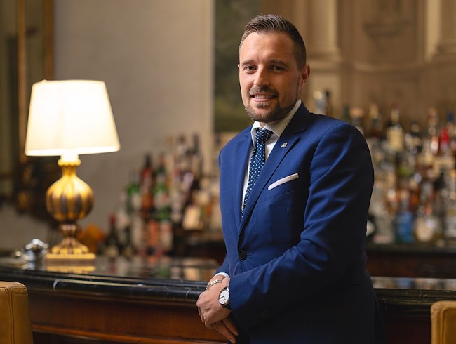 Bar Manager Lorenzo Bellieri